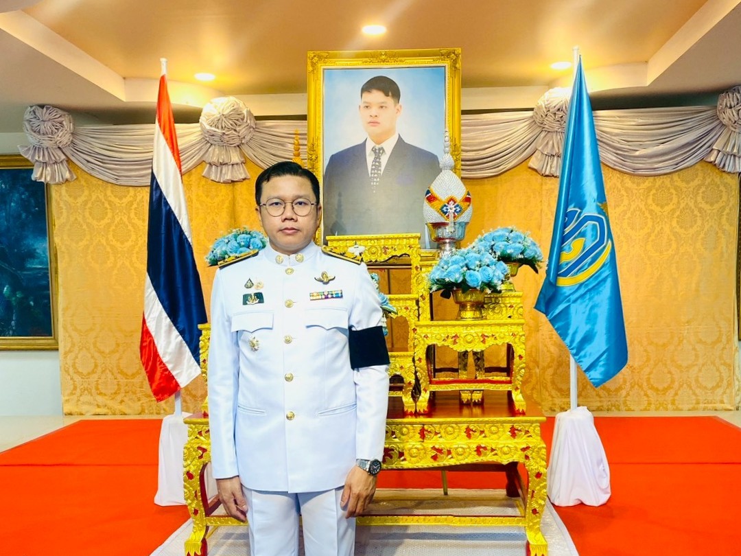 title - ส.ป.ก.ระนอง เข้าร่วมพิธีเจริญพระพุทธมนต์เฉลิมพระเกียรติ เนื่องในโอกาสวันคล้ายวันประสูติ  สมเด็จพระเจ้าลูกยาเธอ เจ้าฟ้าทีปังกรรัศมีโชติ มหาวชิโรตตมางกูร สิริวิบูลยราชกุมาร